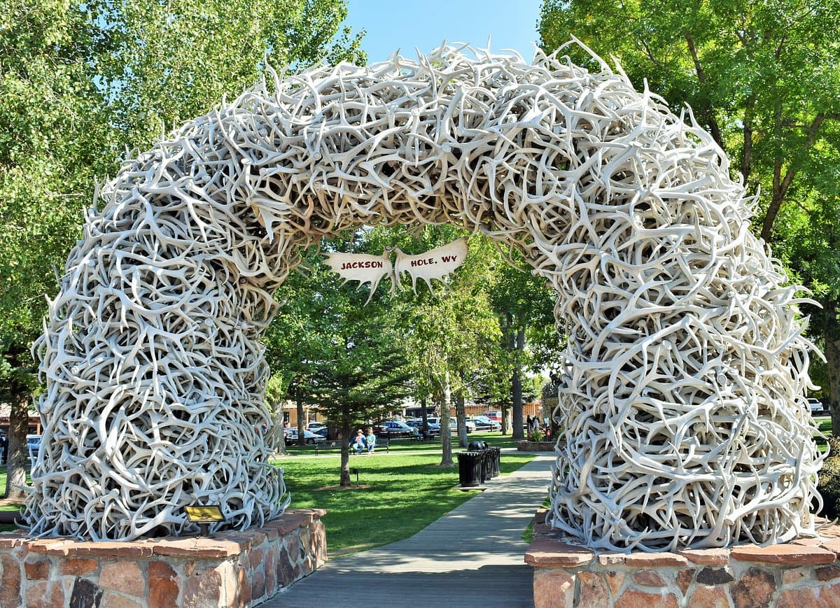 What Families Actually Spend in Jackson Hole: Real Activity Costs