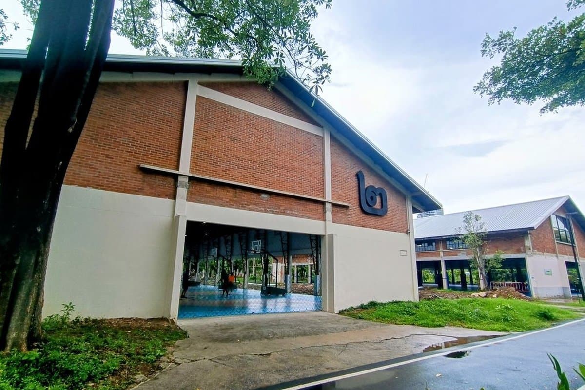 Basketball Court @ Benchakitti Sports Center