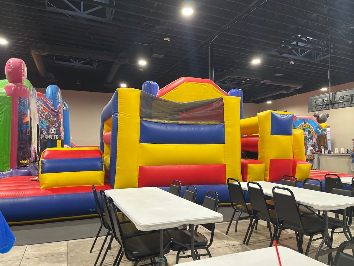 Bouncy World Indoor Mega Playland & Cafe