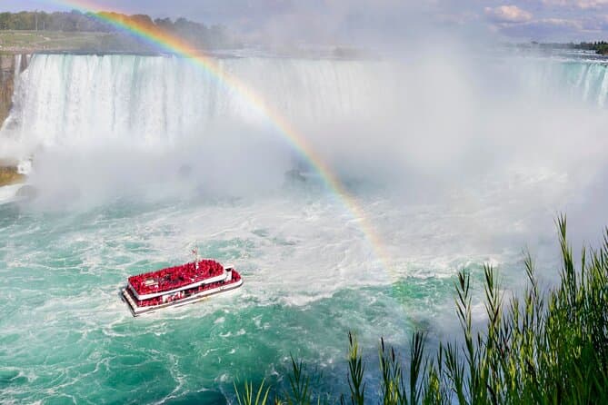Niagara Falls Boat Ride and Tours Canada