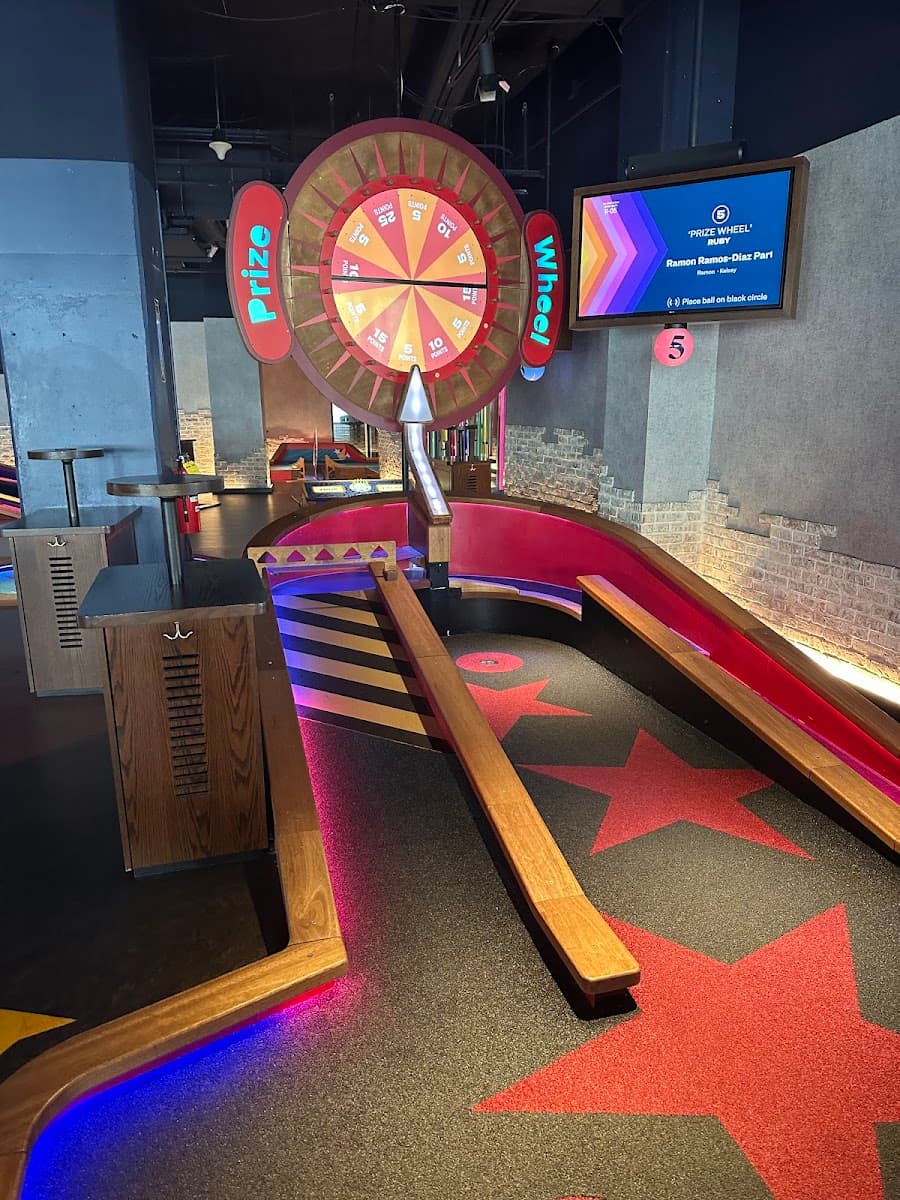 Puttshack - Atlanta - Midtown