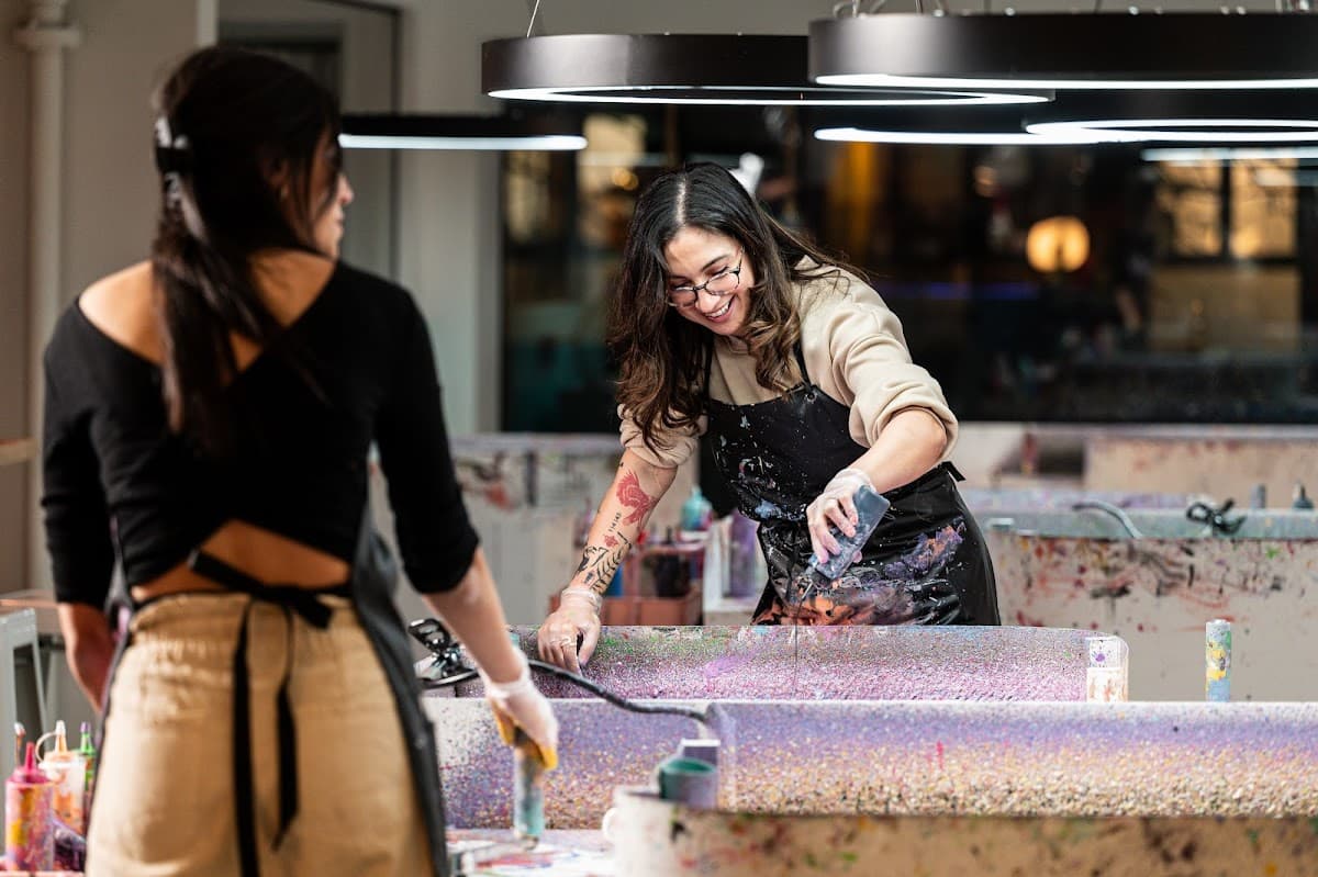 Art Chaos: Bar & SpinArt