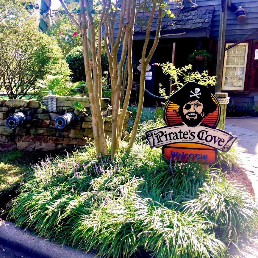 Pirate's Cove Adventure Golf of Williamsburg Virginia