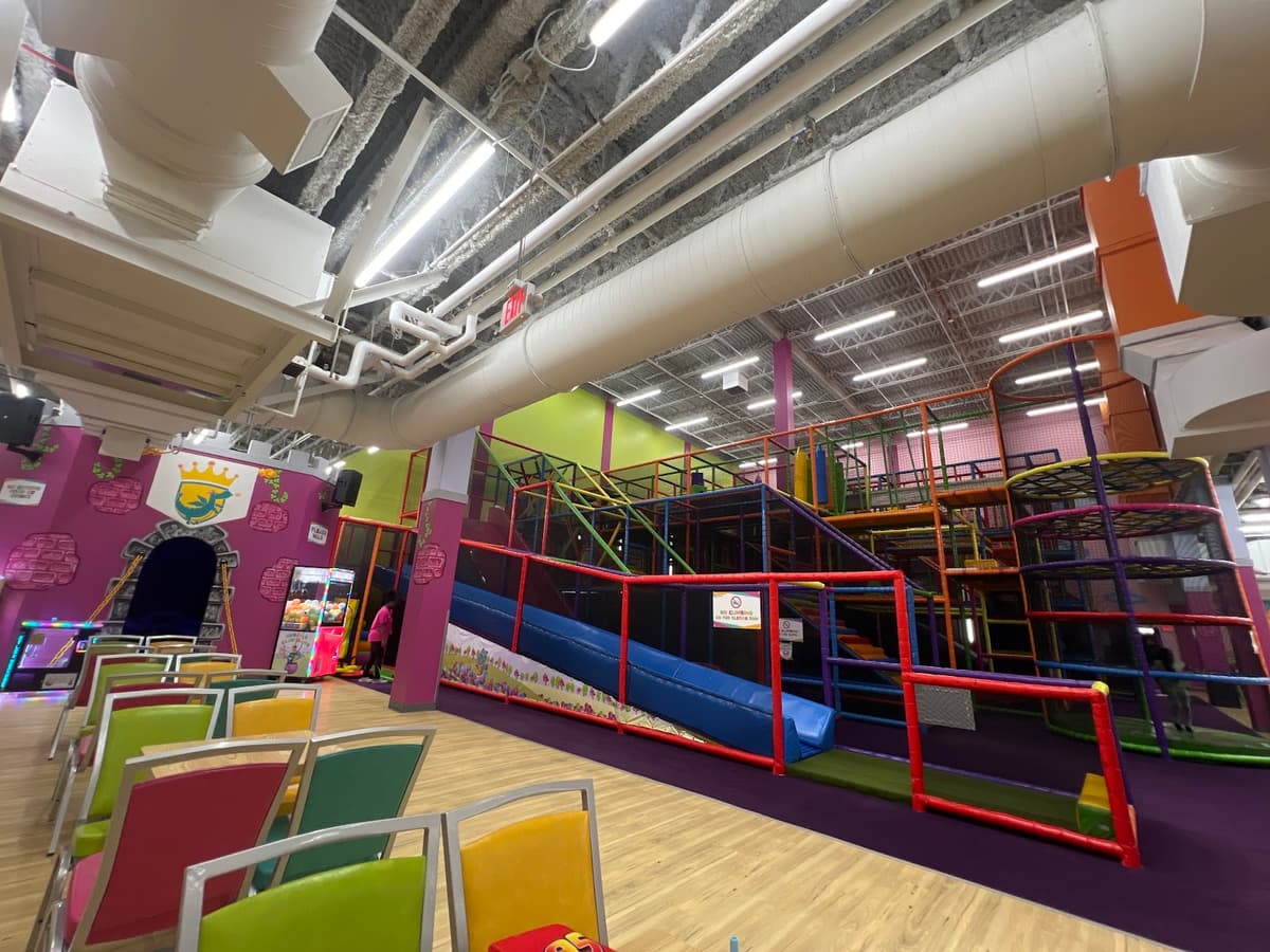 Kids Empire North Riverside Mall