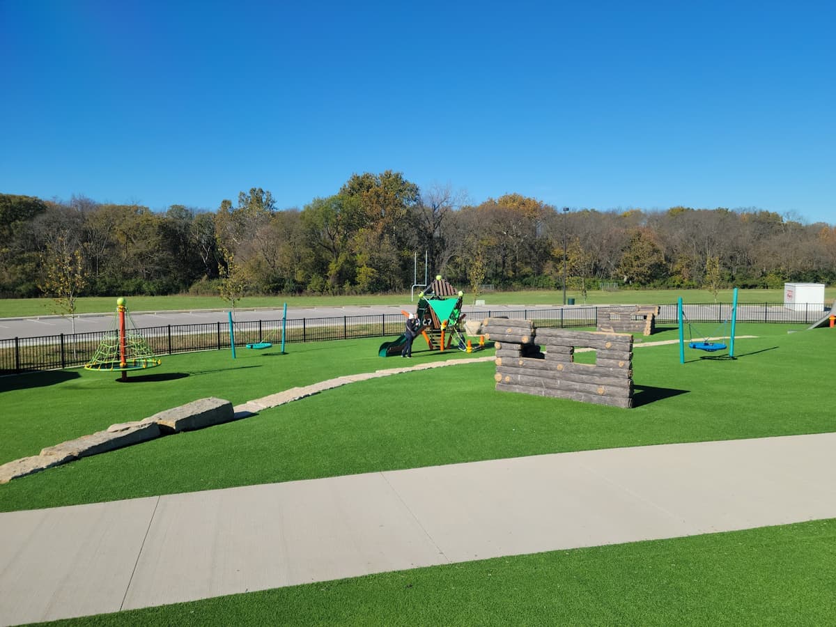 Hodge Park Playground — photo 1 of 1