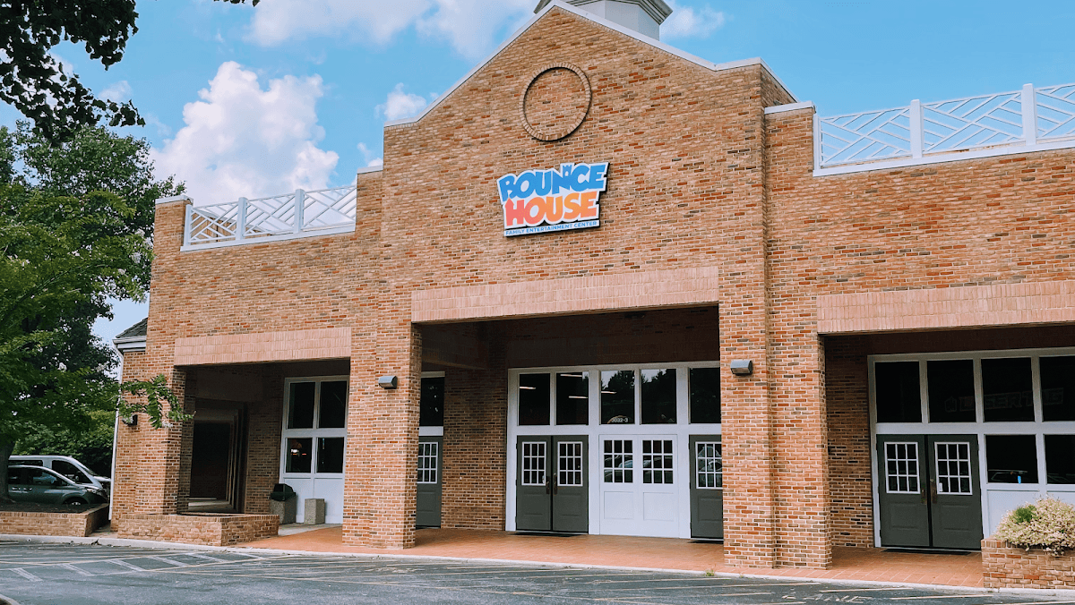 Bounce House Family Entertainment Center