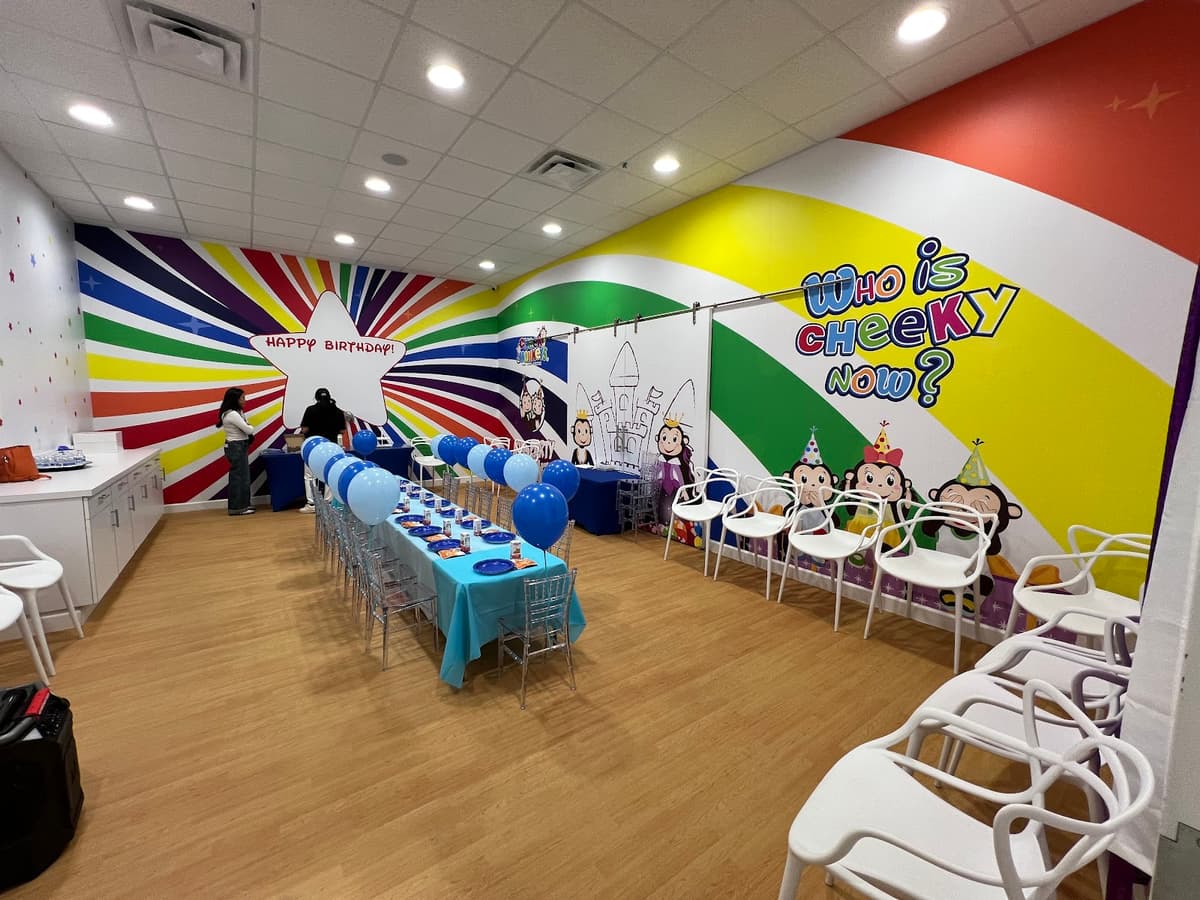 Cheeky Monkeys - Casa Linda Dallas