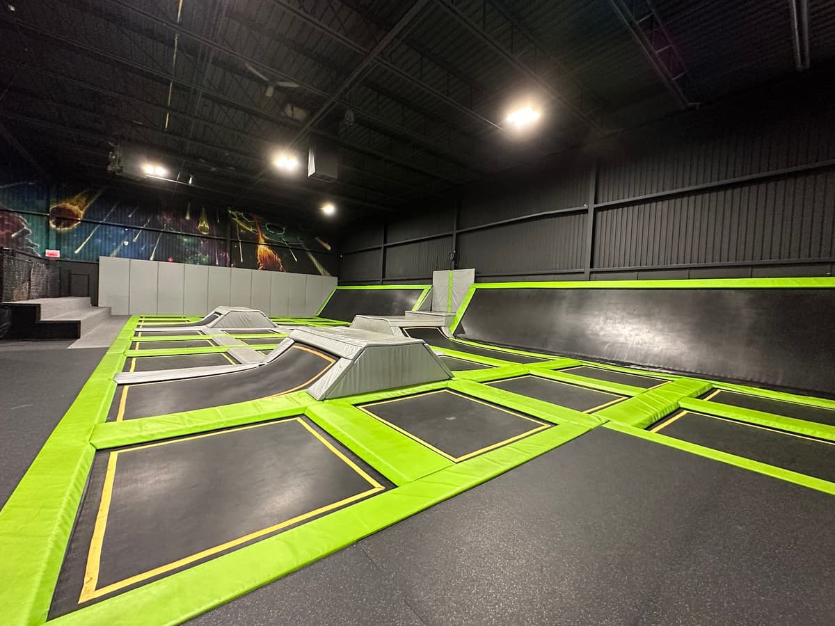 Skytag Montreal - Laser Tag, Trampoline, Arcades