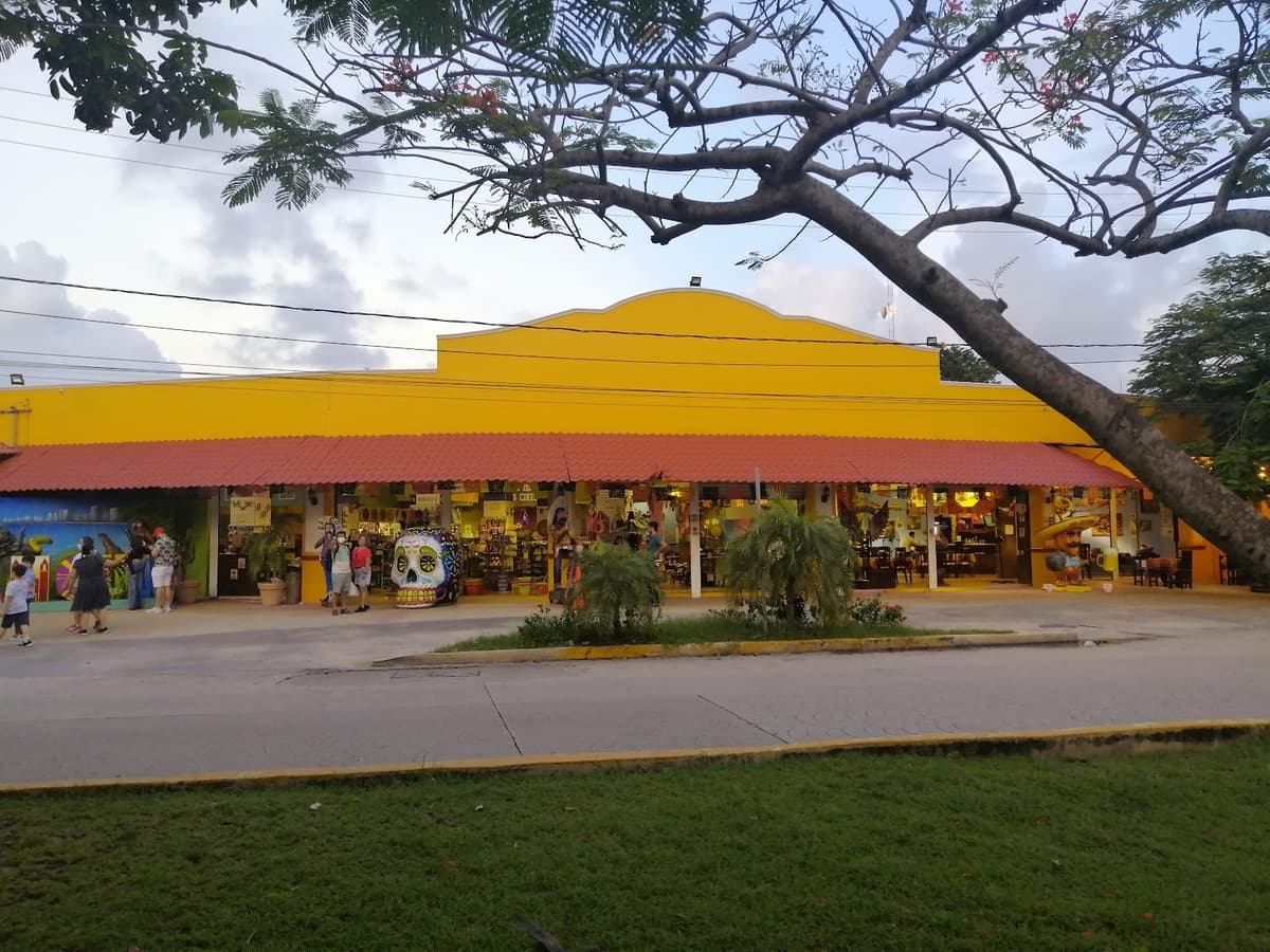 MERCADO DEL ARTE MEXICANO 28 — photo 1 of 1