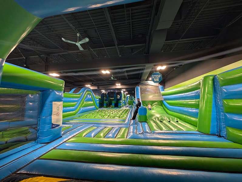 The Bubble Jump Park - Toronto